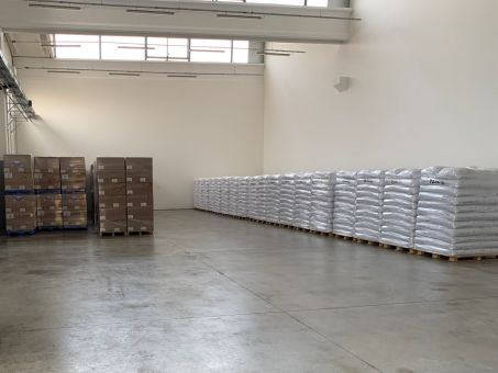 Apertura nuovo magazzino via Manzoni